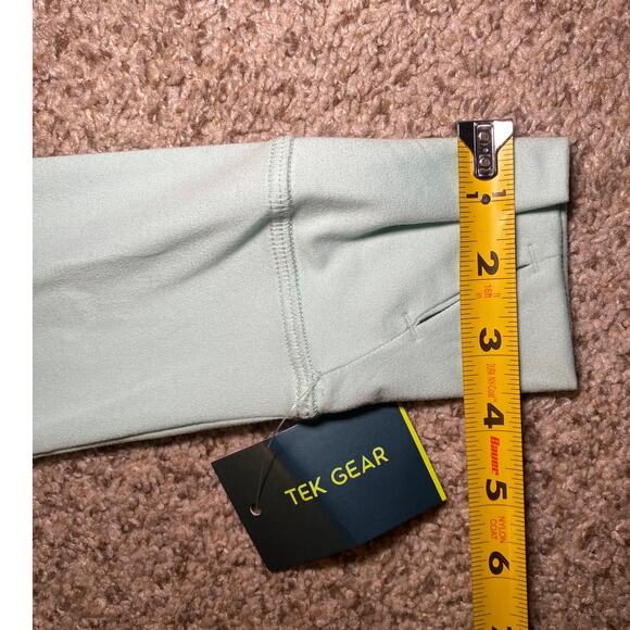 Tek Gear - XL Light Green Long Sleeve Workout Shirt - NWT - Picture 4 of 9